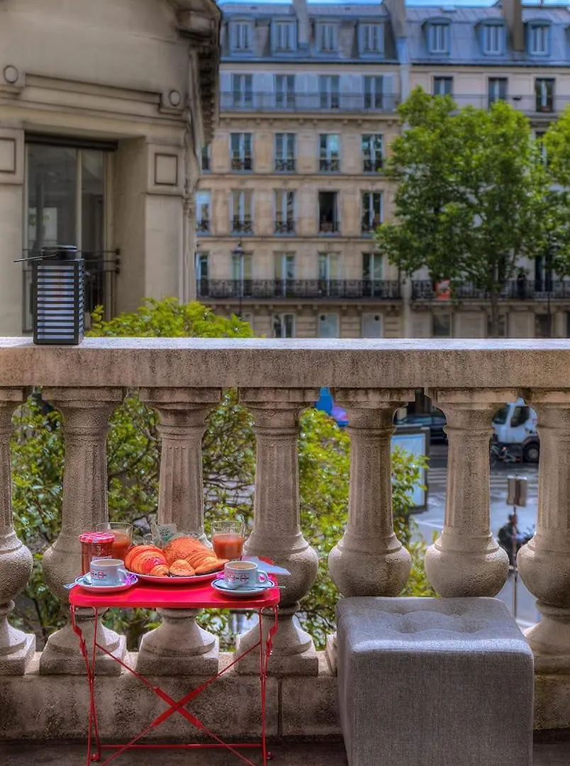 Homestay Charme Parisien Coeur De Paris Apartment France