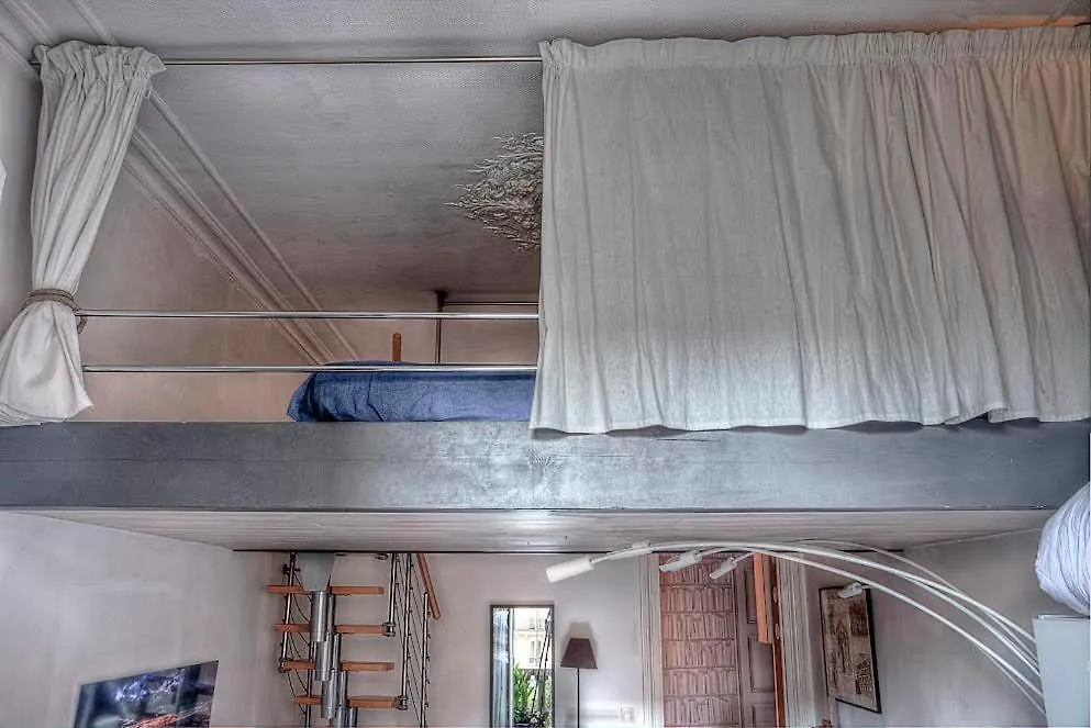 Homestay Charme Parisien Coeur De Paris Apartment France